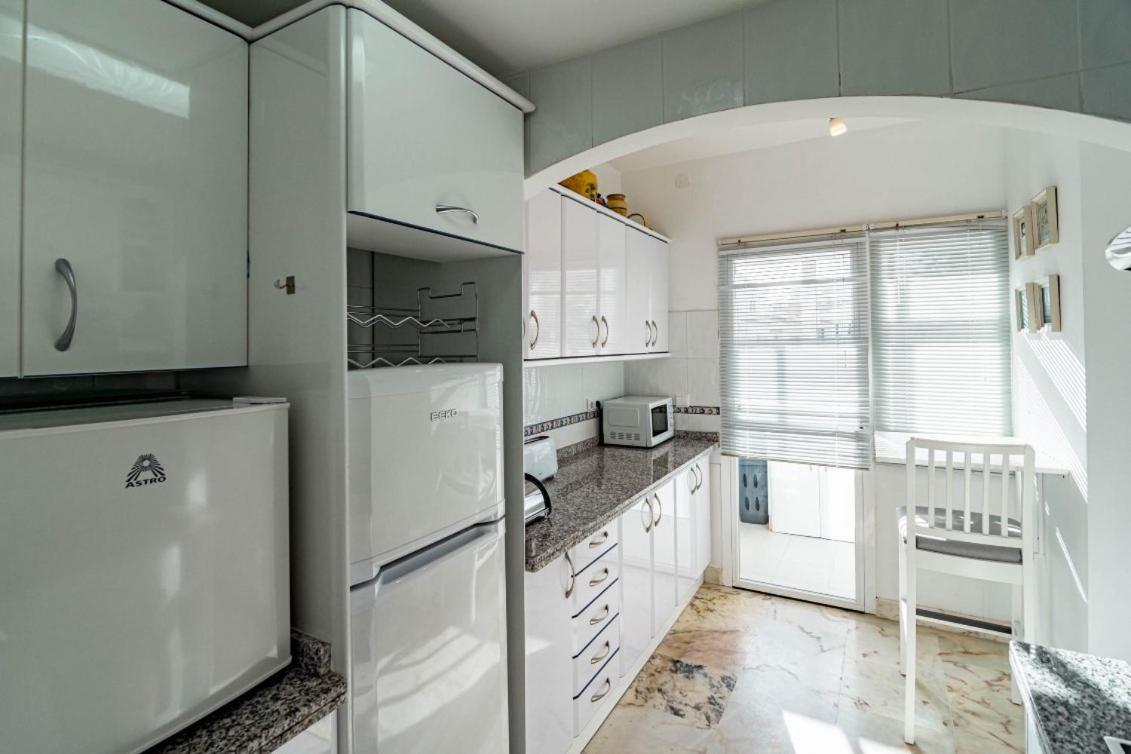 La Cala De Mijas Sea View Apartment With Pool In Mijas By Costarentals - Ref 219 Exteriör bild